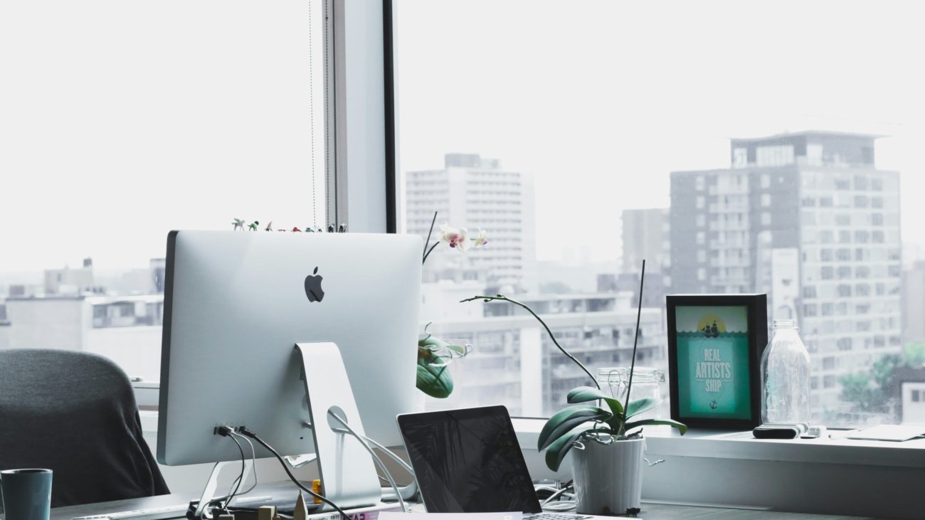 closeup photo of silver iMac